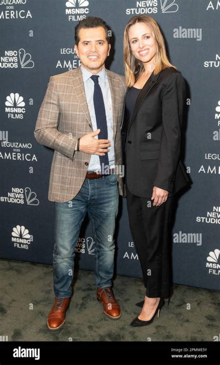 Alicia Menendez Bio, Wiki, Age, Height, Husband, Father, Sibling, Commentator and Net Worth