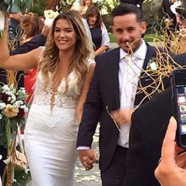 Are Kyle Mark Johnson and Alex Murrel still married?