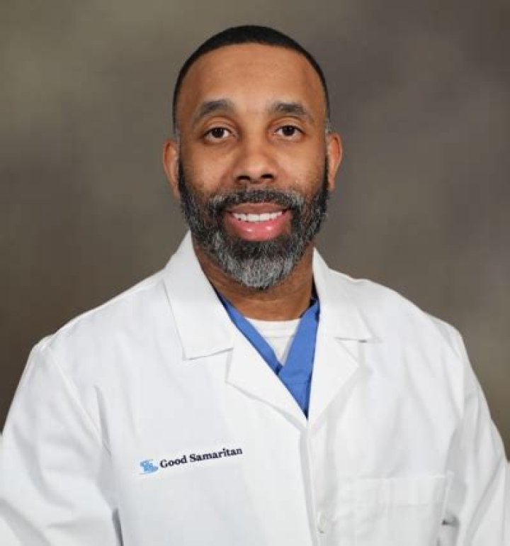 Dr. Bryan Mciver: Renowned Orthopedic Surgeon