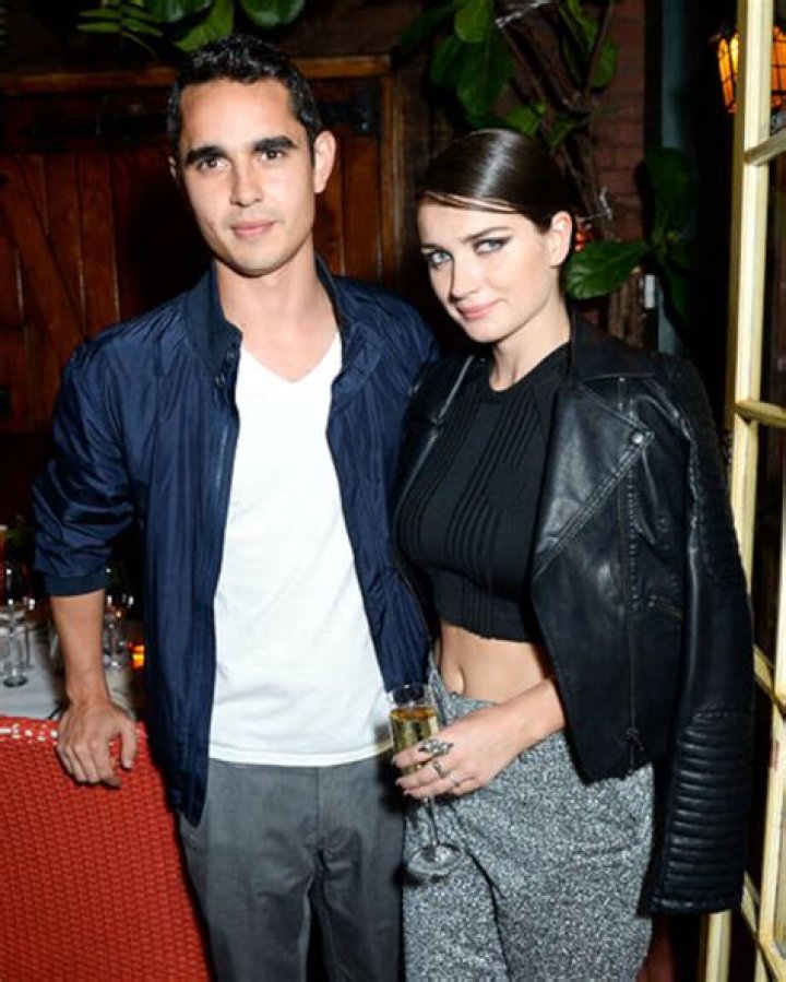 Eve Hewson Relationship Status: Is She Single Or Dating?