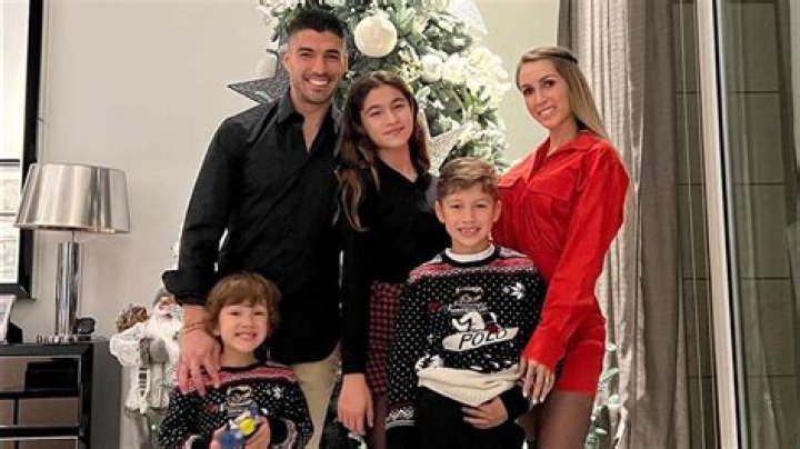 Get To Know Luis Surez's Family: A Closer Look At His Siblings