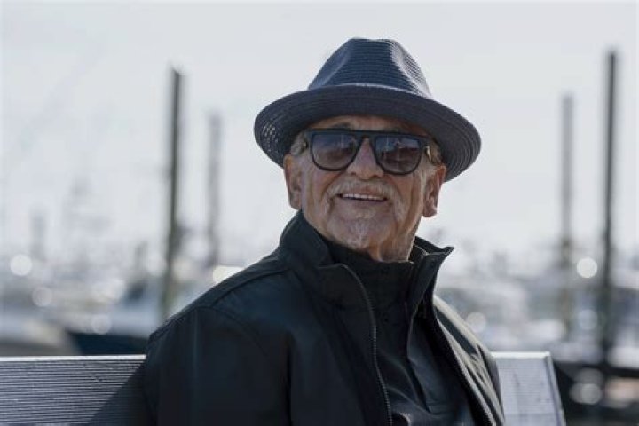 Unveiling The Enigmatic Abode Of Joe Pesci: Uncover His Hidden Haven
