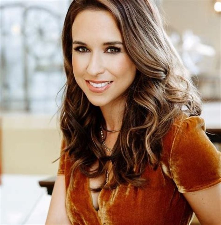 Unveiling The Height Of Lacey Chabert: A Surprising Revelation