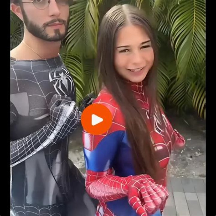 Watch The Relaxing Spiderman Sophia Rain Video