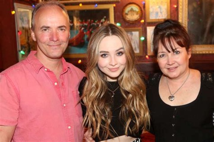 Who Are The Parents Of Sabrina Carpenter?